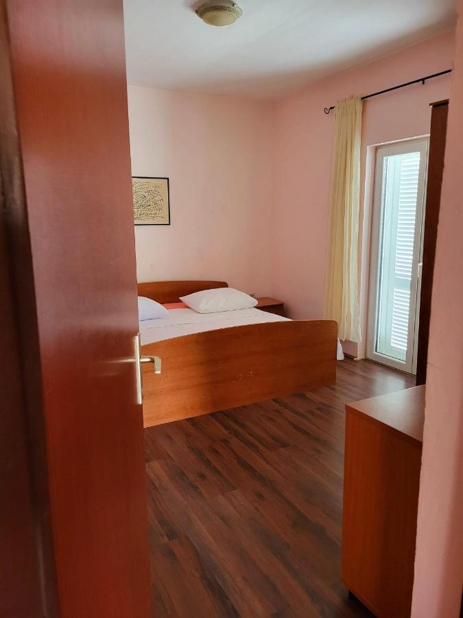 Apartment Raslina Экстерьер фото