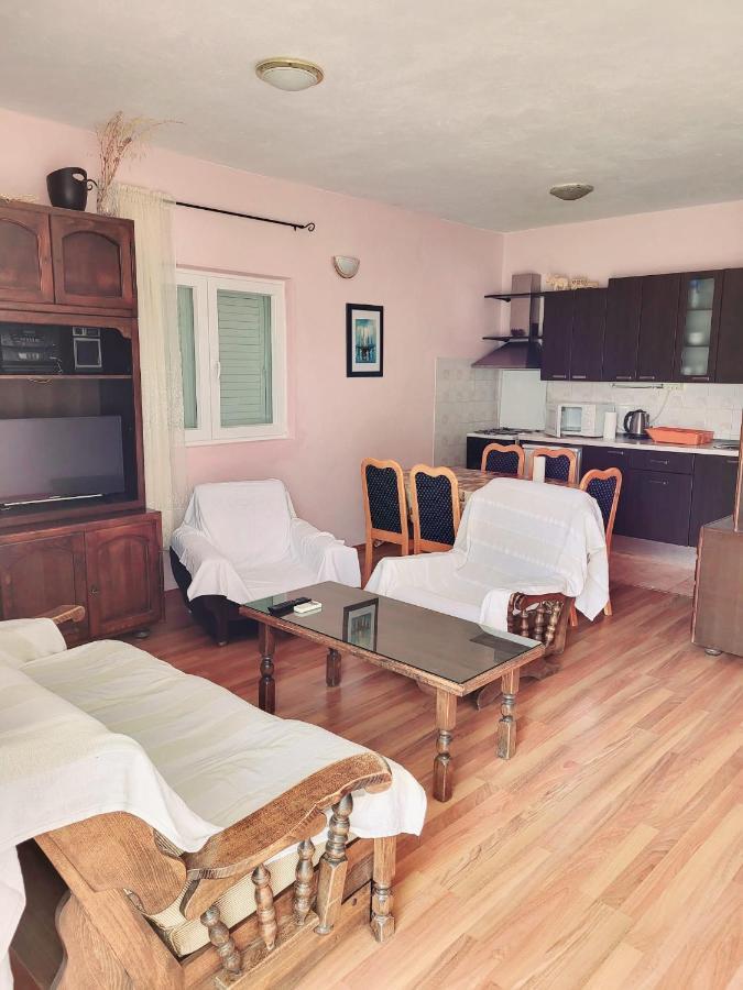Apartment Raslina Экстерьер фото